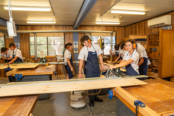 01-sutherland-SPC-facilities-woodshop 01-sutherland-SPC-facilities-woodshop